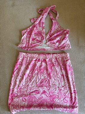 SHEIN Pink Marble Halter Crop Top & Skirt Set